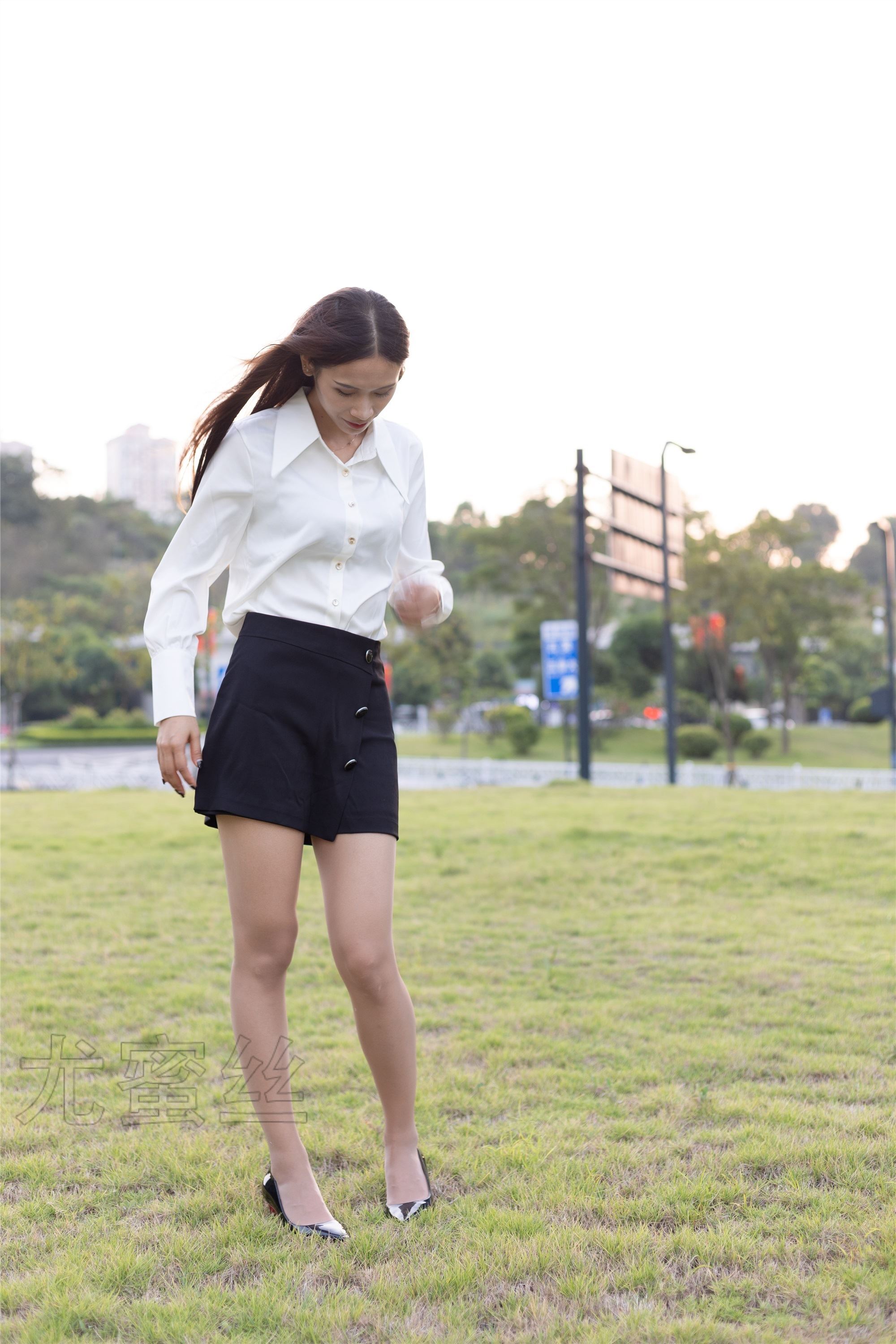 尤蜜丝 穿搭写真 NO.081